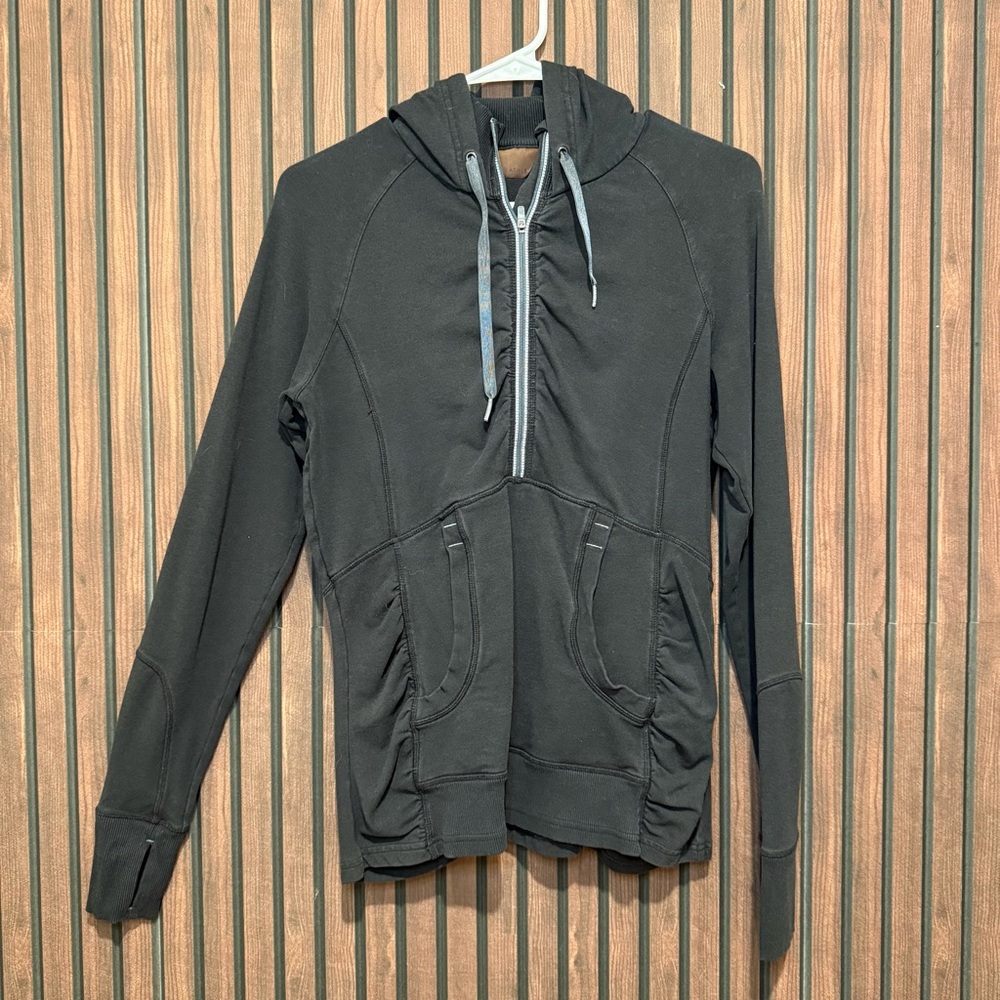 Athleta Black Zip-Up Hoodie | Ruching & Thumbholes | Women’s Medium